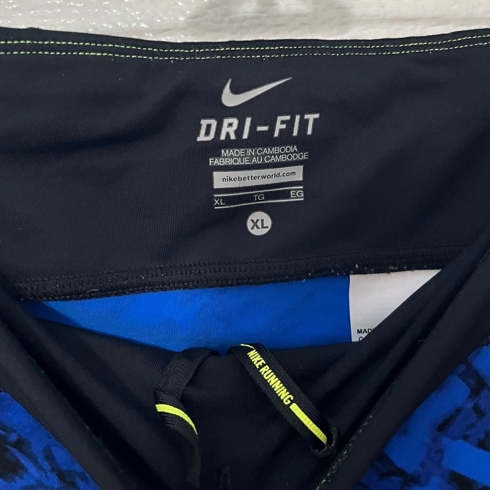 Nike Blue Patterned Leggings - Picture 4 of 4